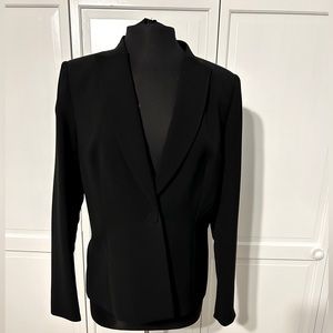 Lafayette 148 single button blazer